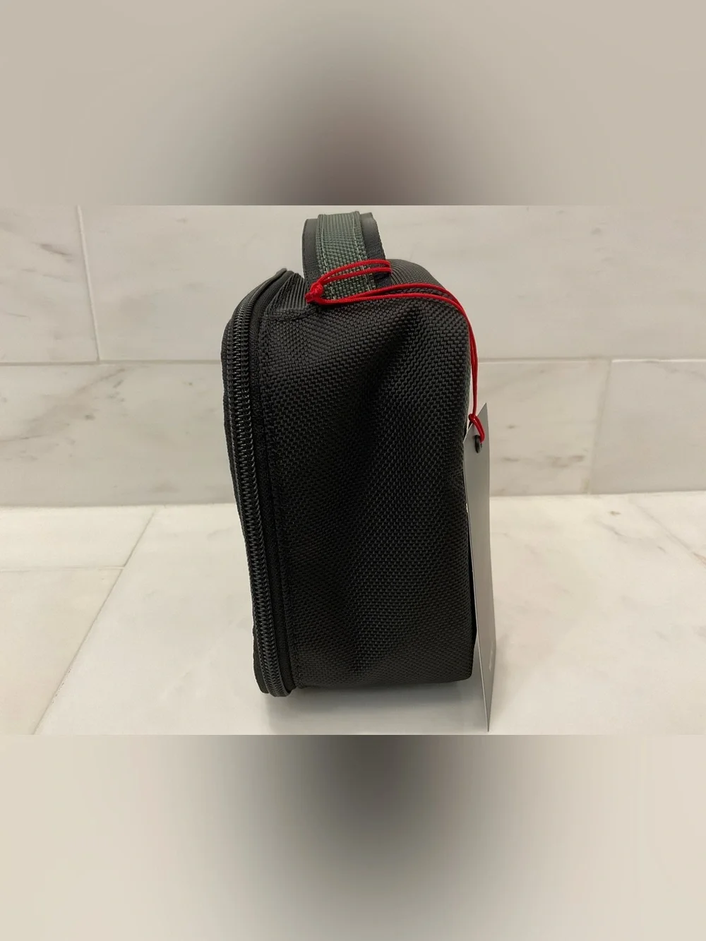 NEW TUMI Zippered CUBE TRAVEL POUCH - Cosmetic Bag - SPRUCE GREEN